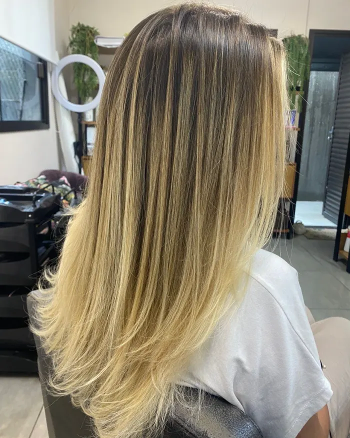 Depois da aplicação de mega hair — cliente 1
